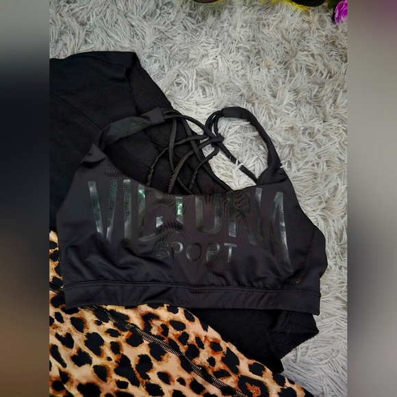 Victoria Secret Sports Bundle (XS)(3)(EUC)(READ DESCRIPTION) - Picture 2 of 8